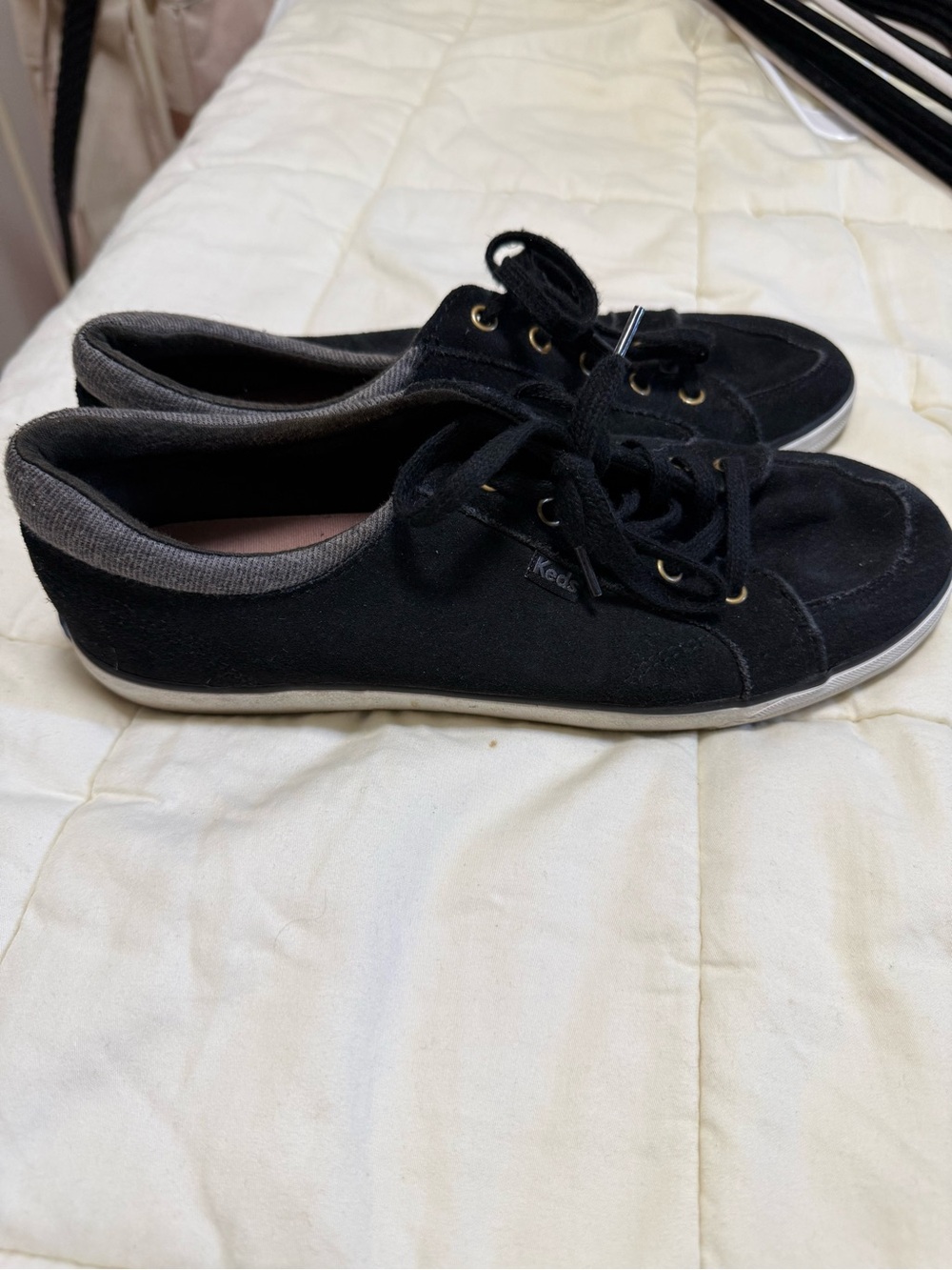 KEDS Black Women’s Sneaker Size 8.5